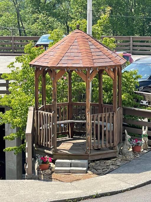 Relaxing Mountain Condo In Gatlinburg With City View ! מראה חיצוני תמונה